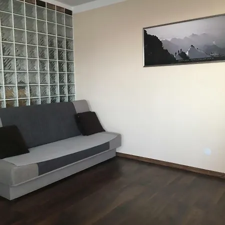 Apartament 25 *